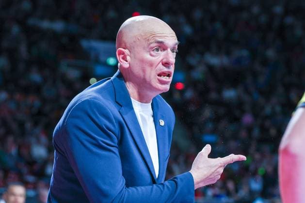 Head Coach Rodrigo Pastore Niners Chemnitz gestures, FC Bayern Muenchen Basketball vs Niners Chemnitz, easyCredit BBL, Basketball, Bundesliga, Men, Main Round, April 12, 2026 Muenchen Bayern Germany Copyright: xkolbert-press MartinxAgüerax
