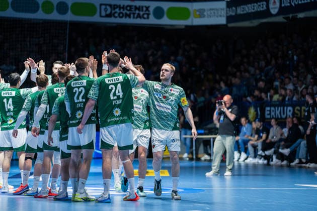 TBV Lemgo Lippe GER vs Fuechse Berlin GER , Handball, Daikin Handball Bundesliga, 28 Matchday, 12 4 2026, Season 2025 2026, Lemgo The players of Fuechse Berlin GER during the run-in In focus Matthes Langhoff Fuechse Berlin, 25 Lemgo Phoenix Contact Arena Germany