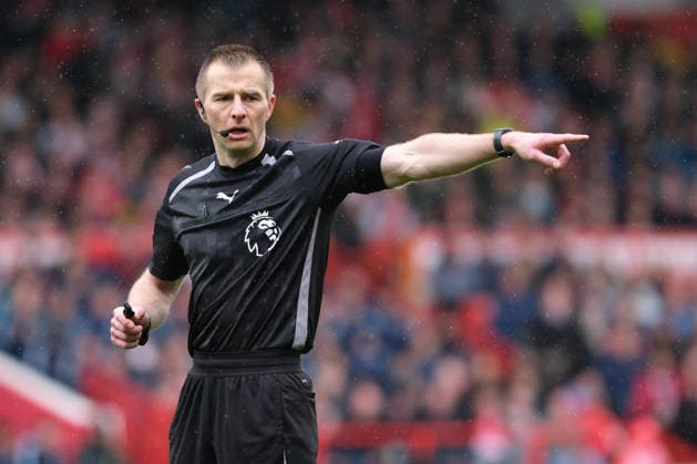 NOTTINGHAM, ENGLAND - APRIL 12: Referee Michael Salisbury seen during the Premier league football match between Nottingham Forest and Aston Villa at the City Ground on April 12, 2026 in Nottingham, England. Copyright: xPaulxBonserx xSportsxPressxPhotox Sportspressphoto_SPR128336