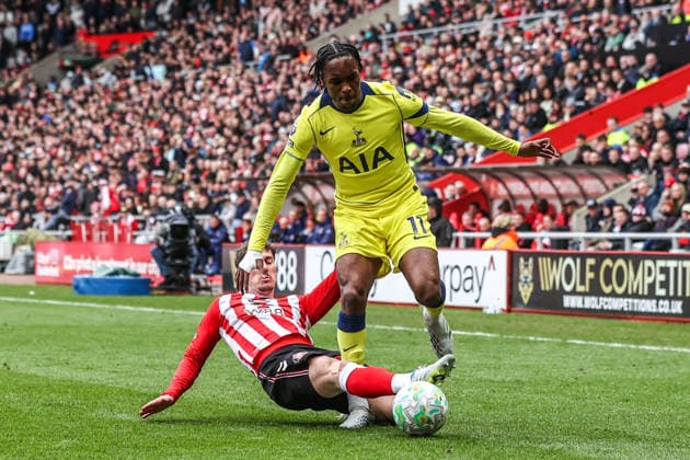 Premier League: Sunderland v Tottenham Hotspur Mathys Tel of Tottenham Hotspur is fouled by Trai Hume of Sunderland during the Premier League match Sunderland vs Tottenham Hotspur at Stadium Of Light, Sunderland, United Kingdom on 12 April 2026 (Photo by Alfie Cosgrove News Images) Sunderland Stadium Of Light Tyne and Wear United Kingdom Copyright: xAlfiexCosgrove NewsxImagesx