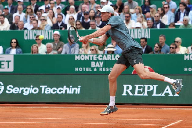 Rolex Monte-Carlo Masters - Day Eight Jannik Sinner of Italy plays a backhand during his Final match against Carlos Alcaraz of Spain on day Eight of the Rolex Monte-Carlo Masters at Monte-Carlo Country Club on April 12, 2026 in Monte-Carlo, Monaco. Monaco Monte-Carlo Country Club Monte_Carlo Monaco Copyright: xAllstarxPicturexLibraryxLtdx