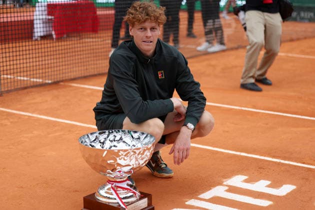 Rolex Monte-Carlo Masters - Day Eight Jannik Sinner of Italy celebrates with the trophy after winning the Final match against Carlos Alcaraz of Spain on day Eight of the Rolex Monte-Carlo Masters at Monte-Carlo Country Club on April 12, 2026 in Monte-Carlo, Monaco. Monaco Monte-Carlo Country Club Monte_Carlo Monaco Copyright: xAllstarxPicturexLibraryxLtdx