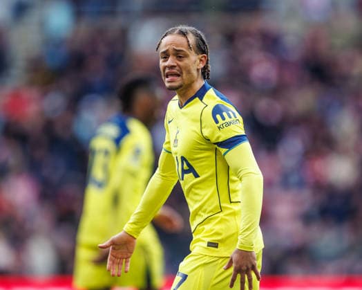 12th April 2026; Stadium of Light, Sunderland, England; Premier League Football, Sunderland versus Tottenham Hotspur; Xavi Simons of Tottenham Hotspur dejected WMxSportsxMedia