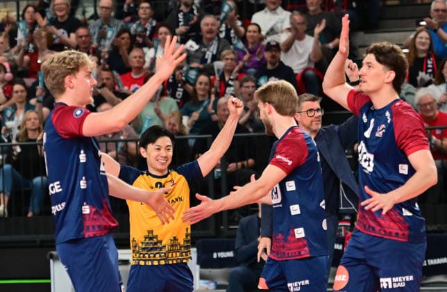 GER 1 VBL, Play Off semi-final, SVG Lueneburg vs SWD Powervolleys Dueren 12 04 2026, GER 1 VBL, PLay Off semi-final, SVG Lueneburg vs SWD Powervolleys Dueren, in the picture the Lueneburg team cheers nordphotoxGmbH xWitke nph00002