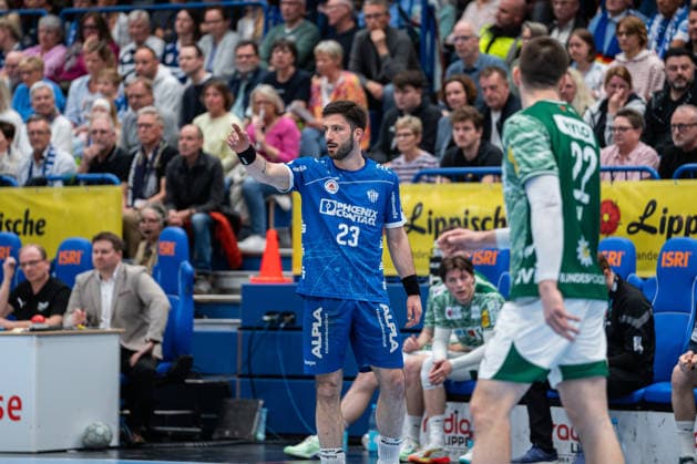 TBV Lemgo Lippe GER vs Fuechse Berlin GER , Handball, Daikin Handball Bundesliga, 28 Matchday, 12 4 2026, Season 2025 2026, Lemgo Tim Suton TBV Lemgo Lippe, 23 gestures Lemgo Phoenix Contact Arena Germany