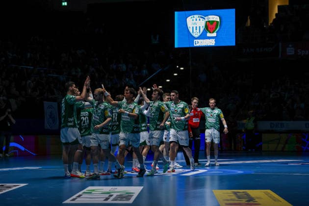2026 04 12, xkwix, Handball, HBL, TBV Lemgo Lippe Füchse Berlin, PHOENIX CONTACT arena, 28 Matchday, Season 2025 2026 The visiting team from Berlin welcomes the arena and fans DFB regulations prohibit any use of photographs as image sequences and or quasi video Photo xKamilxWilkowskixPressefotoKochx Nordrhein Westfalen Germany