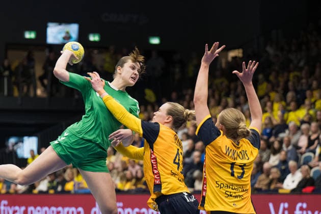 260412 Eva Christina Zilinskas of Lithuania and Emma Olsson of Sweden during the women s EHF Euro Qualification handball match between Sweden and Lithuania on April 12, 2026 in Kosta Photo Suvad Mrkonjic BILDBYRAN COP 170 SM0457 handball handball handball kval em em kval qualification womens ehf euro qualification sverige sweden litauen lithuania dam bbeng sverige sweden  Copyright: SUVADxMRKONJIC BB260412SM036