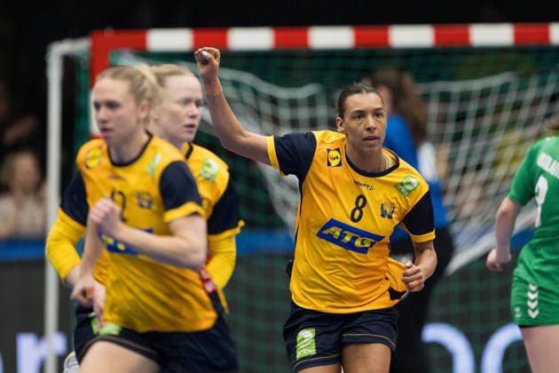 260412 Jamina Roberts of Sweden celebrates during the women s EHF Euro Qualification handball match between Sweden and Lithuania on April 12, 2026 in Kosta Photo Suvad Mrkonjic BILDBYRAN COP 170 SM0457 handball handball handball kval em em kval qualification womens ehf euro qualification sverige sweden litauen lithuania dam bbeng jubel sverige sweden celebrates  Copyright: SUVADxMRKONJIC BB260412SM042