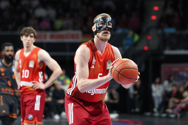 Niels Giffey FC Bayern Basketball, 05 , GER, FC Bayern Basketball vs Niners Chemnitz, Basketball, easycredit Basketball Bundesliga, 29 Matchday, Season 2025 2026, 12 04 2026, GER, FC Bayern Basketball vs Niners Chemnitz, Basketball, easycredit Basketball Bundesliga, 29 Matchday, Season 2025 2026, 12 04 2026 Muenchen Copyright: xEibner-Pressefoto JennixMaulx EP_JML