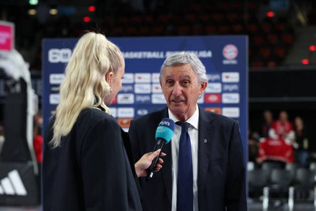 Svetislav Pesic FC Bayern Basketball, Head Coach at the post-match interview with Anne Kamphausen Moderator DYN , GER, FC Bayern Basketball vs Niners Chemnitz, Basketball, easycredit Basketball Bundesliga, 29 Matchday, Season 2025 2026, 12 04 2026, GER, FC Bayern Basketball vs Niners Chemnitz, Basketball, easycredit Basketball Bundesliga, 29 Matchday, Season 2025 2026, 12 04 2026 Munich Copyright: xEibner-Pressefoto JennixMaulx EP_JML