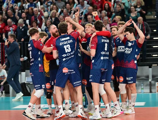 GER 1 VBL, Play Off Semi-Final, SVG Lueneburg vs SWD Powervolleys Dueren 12 04 2026, GER 1 VBL, PLay Off Semi-Final, SVG Lueneburg vs SWD Powervolleys Dueren, in the picture the Lueneburg team celebrates the victory nordphotoxGmbH xWitke nph00002