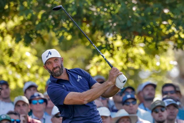 Golf - Masters Tournament round 4 Dustin Johnson of the US tees the fourth hole during the final round of the 2026 Masters Tournament at the Augusta National Golf Club in Augusta, Georgia, USA, 12 April 2026. AUGUSTA GEORGIA United States  Copyright: xERIKxS.xLESSERx