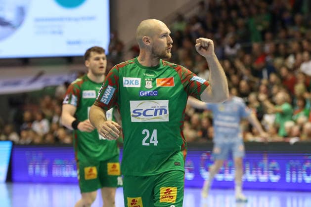 12 04 2026, xgox, Handball Daikin HBL SC Magdeburg HC Erlangen emspor, v l Christian O Sullivan Magdeburg, 24 Jubel, Torjubel, jubelt über das Tor, celebrate the goal, celebration Magdeburg