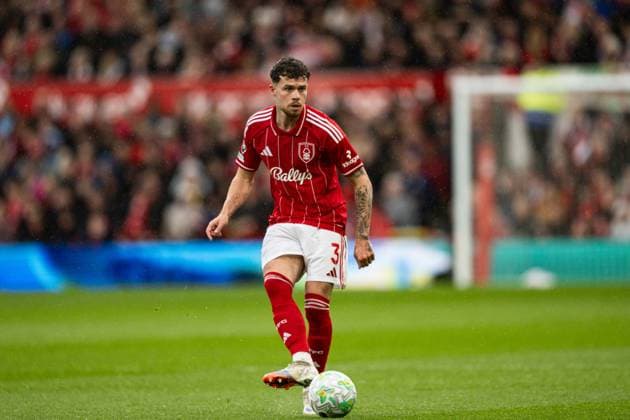 12th April 2026; The City Ground, Nottingham, England; Premier League Football, Nottingham Forest versus Aston Villa; Neco Williams of Nottingham Forest passes the ball GodfreyxPitt
