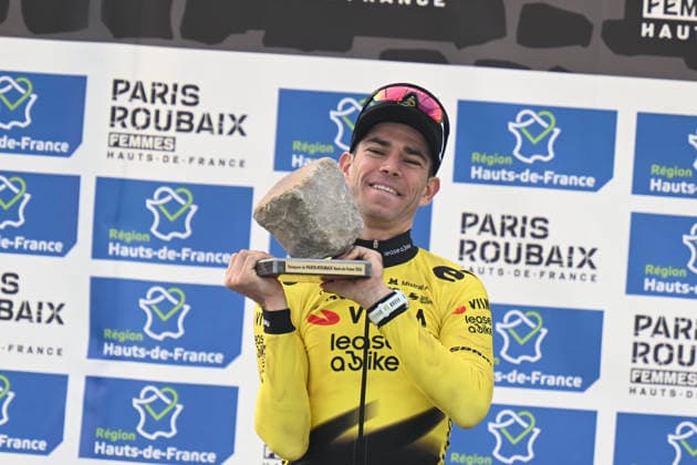 12-04-2026 Paris - Roubaix; 2026, Visma - Lease A Bike; Van Aert, Wout; Roubaix; 