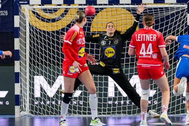 HANDBALL - EHF EURO Quali, AUT vs GRE LINZ,AUSTRIA,12.APR.26 - HANDBALL - EHF Women s European Championship, EM, Europameisterschaft qualification, OEHB international match, Länderspiel, Nationalmannschaft Austria vs Greece. Image shows Lena Ivancok (AUT).  GEPAxpictures xDanielaxMoser