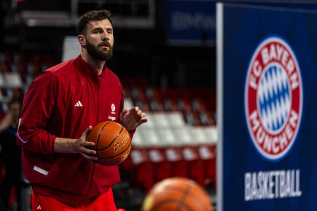 GER, easy Credit Basketball Bundesliga, FC Bayern München Basketball Niners Chemnitz 12 04 2026, BMW Park, Munich, GER, easy Credit Basketball Bundesliga, FC Bayern München Basketball Niners Chemnitz Leon Kratzer FC Bayern München Basketball 8 Photo Alexander Trienitz Munich BMW Park Bayern Germany