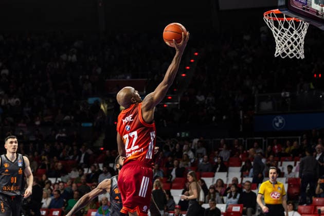 GER, easy Credit Basketball Bundesliga, FC Bayern München Basketball Niners Chemnitz 12 04 2026, BMW Park, Munich, GER, easy Credit Basketball Bundesliga, FC Bayern München Basketball Niners Chemnitz Isiaha Mike FC Bayern München Basketball 22 Foto Alexander Trienitz München BMW Park Bayern Deutschland