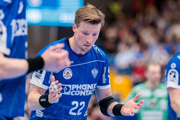 Trouble with Adam Nyfjaell TBV Lemgo Lippe, 22 GER, TBV Lemgo Lippe vs Fuechse Berlin, Handball, 1 Bundesliga, Matchday 28, Season 2025 2026, 12 04 2026 GER, TBV Lemgo Lippe vs Fuechse Berlin, Handball, 1 Bundesliga, Matchday 28, Season 2025 2026, 12 04 2026 Lemgo Copyright: xEibner-Pressefoto JanxRollingerx EP_JSK