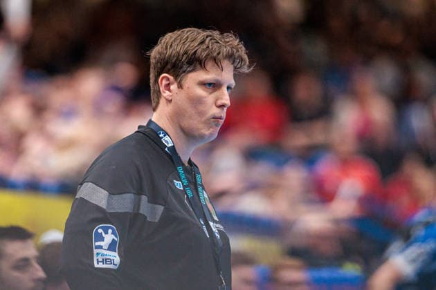 Disappointment at Nicolej Krickau Fuechse Berlin, Coach GER, TBV Lemgo Lippe vs Fuechse Berlin, Handball, 1 Bundesliga, Matchday 28, Season 2025 2026, 12 04 2026 GER, TBV Lemgo Lippe vs Fuechse Berlin, Handball, 1 Bundesliga, Matchday 28, Season 2025 2026, 12 04 2026 Lemgo Copyright: xEibner-Pressefoto JanxRollingerx EP_JSK