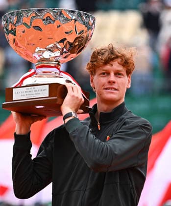 Jannick Sinner Wins Rolex Monte-Carlo Masters 2026 Finale - Monaco Jannik Sinner (ITA) wins the final versus Carlos Alcaraz (ESP) and becomes number one in the world at the 2026 Rolex Monte-Carlo Masters in Monte-Carlo, Monaco, on April 12, 2026. Photo by Corinne Dubreuil ABACAPRESS.COM MONTE-CARLO Monaco  Copyright: xDubreuilxCorinne ABACAx