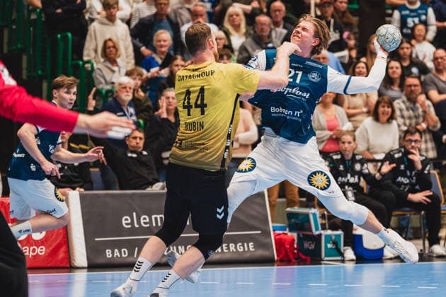 Lenny Rubin TVB Stuttgart, 44 blocks Kim Voss Fels Bergischer HC, 21 on throw Bergischer HC vs TVB Stuttgart, Handball, Daikin 1 HBL, 28 Matchday, Season 2025 26, 12 04 2026, Bergischer HC vs TVB Stuttgart, Handball, Daikin 1 HBL, 28 Matchday, Season 2025 26, 12 04 2026 Wuppertal Copyright: xEibner-Pressefoto LukasxBaldygax EP_LBA