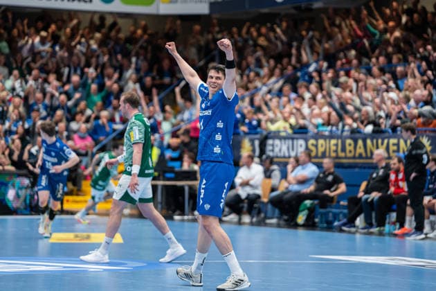 TBV Lemgo Lippe GER vs Fuechse Berlin GER , Handball, Daikin Handball Bundesliga, 28 Matchday, 12 4 2026, Season 2025 2026, Lemgo Frederik Simak TBV Lemgo Lippe, 08 cheers after a goal Lemgo Phoenix Contact Arena Germany