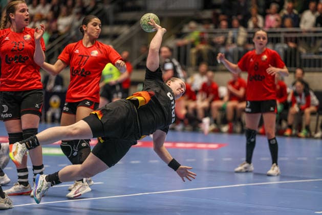 GER, Hamm, Germany vs Belgium, EHF EURO Qualifiers, Handball, EHF, Season 2025 2026, WESTPRESS arena, 6 Matchday in picture Lisa Antl Germany 9 DFB DFL REGULATIONS PROHIBIT ANY USE OF PHOTOGRAPHS AS IMAGE SEQUENCES AND OR QUASI VIDEO, 12 04 2026 Copyright: HMBxMedia HendrikxHamelau