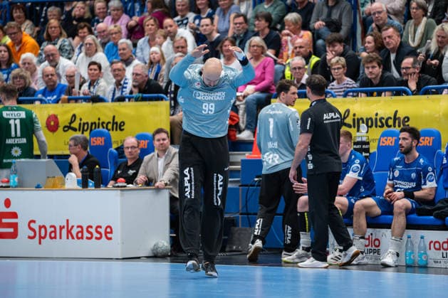 TBV Lemgo Lippe GER vs Fuechse Berlin GER , Handball, Daikin Handball Bundesliga, 28 Matchday, 12 4 2026, Season 2025 2026, Lemgo Urh Kastelic TBV Lemgo Lippe, 99 is substituted for a 7 meter Lemgo Phoenix Contact Arena Germany