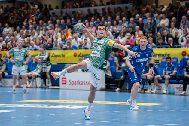 TBV Lemgo Lippe GER vs Fuechse Berlin GER , Handball, Daikin Handball Bundesliga, 28 Matchday, 12 4 2026, Season 2025 2026, Lemgo Tim Freihoefer Fuechse Berlin, 20 on a 7 meter throw Lemgo Phoenix Contact Arena Germany