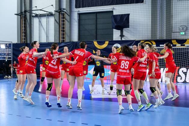 HANDBALL - EHF EURO Quali, AUT vs GRE LINZ,AUSTRIA,12.APR.26 - HANDBALL - EHF Women s European Championship, EM, Europameisterschaft qualification, OEHB international match, Länderspiel, Nationalmannschaft Austria vs Greece. Image shows the rejoicing of the team of AUT.  GEPAxpictures xDanielaxMoser