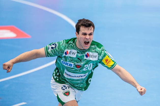 Torjubel bei Tim Freihoefer (Fuechse Berlin, 20) GER, TBV Lemgo Lippe vs. Fuechse Berlin, Handball, 1. Bundesliga, 28. Spieltag, Spielzeit 2025 2026, 12.04.2026 GER, TBV Lemgo Lippe vs. Fuechse Berlin, Handball, 1. Bundesliga, 28. Spieltag, Spielzeit 2025 2026, 12.04.2026 Lemgo Copyright: xEibner-Pressefoto JanxRollingerx EP_JSK
