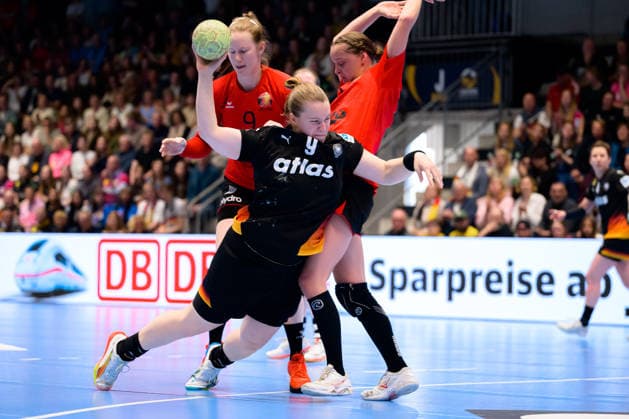 Handball, Women European Championship Qualification, Germany Belgium, 2 Round, Group 3, Matchday 6 Lisa Antl Germany Hamm Westpress Arena Nordrhein Westfalen Germany