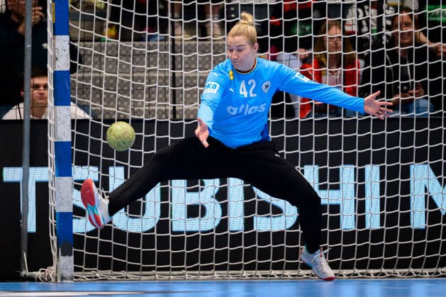 Handball, Womens European Championship Qualification, Germany Belgium, 2nd round, Group 3, Matchday 6 Goalkeeper Katharina Filter Germany Hamm Westpress Arena North Rhine-Westphalia Germany