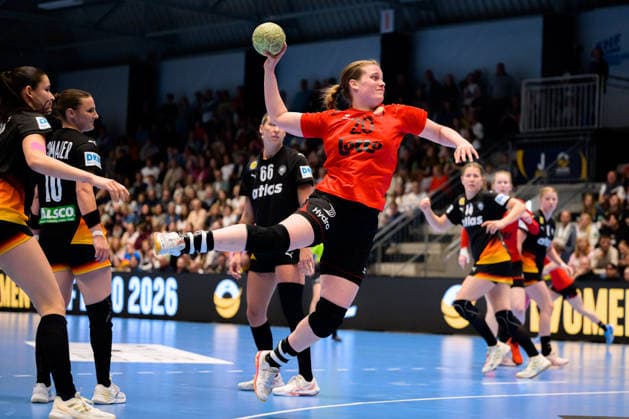 Handball, Women European Championship Qualification, Germany Belgium, 2 Round, Group 3, Matchday 6 Anna Schellingen Belgium Hamm Westpress Arena Nordrhein Westfalen Germany
