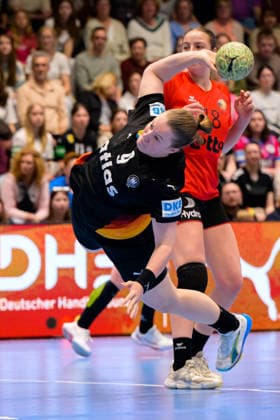 Handball, Women European Championship Qualification, Germany Belgium, 2 Round, Group 3, Matchday 6 Lisa Antl Germany Hamm Westpress Arena Nordrhein Westfalen Germany