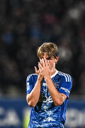 Nico Paz of Calcio Como celebrating after a goal during the Italian Serie A football match between Calcio Como and Inter FC on 12 of Avril 2026 at the Giuseppe Senigallia stadium in Como, Italy  Copyright: xTizianoxBallabio IPAxSportx xipa-agency.netx xx IPA_73924289 IPA_Agency_IPA73924289