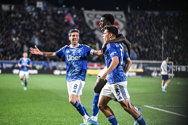 Alex Valle of Calcio Como celebrating after a goal during the Italian Serie A football match between Calcio Como and Inter FC on 12 of Avril 2026 at the Giuseppe Senigallia stadium in Como, Italy  Copyright: xTizianoxBallabio IPAxSportx xipa-agency.netx xx IPA_73924312 IPA_Agency_IPA73924312