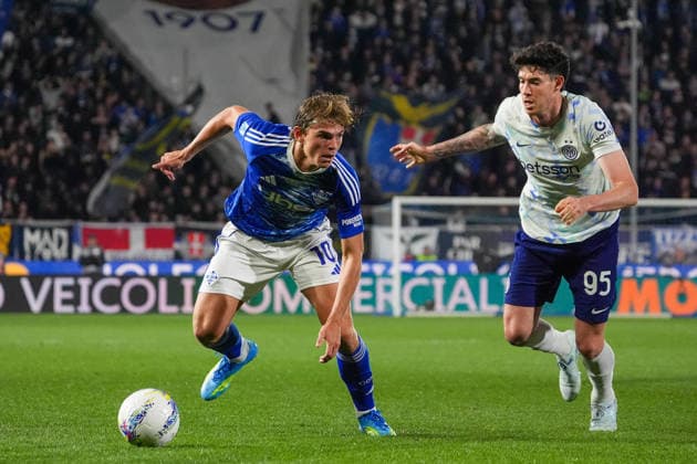 Como™s Nicolas Paz during the Serie A soccer match between Como and Inter at the Giuseppe Sinigaglia stadium in Como, north Italy - April 12, 2026 - Soccer.  Copyright: xAlessioxMorgese LaPressex