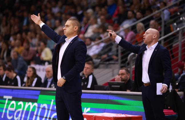 Head Coach Marko Stankovic Bonn, L and Assistant Coach Lionel Bosco Bonn , Bonn, Germany, 12 04 2026, Basketball Bundesliga, Matchday 29, Telekom Baskets Bonn vs Basketball Löwen Braunschweig