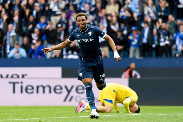 Farid Alfa Ruprecht VfL Bochum celebrates after scoring his team s third goal during the 2 Bundesliga match between VfL Bochum and Eintracht Braunschweig, Vonovia Ruhrstadion on April 12, 2026 in Bochum, Germany, Germany Photo by Max Maiwald DeFodi Images Farid Alfa Ruprecht VfL Bochum celebrates after scoring his team s third goal during the 2 Bundesliga match between VfL Bochum and Eintracht Braunschweig at Vonovia Ruhrstadion on April 12, 2026 in Bochum, Germany Photo by Max Maiwald DeFodi Images Photo by Max Maiwald DeFodi Images