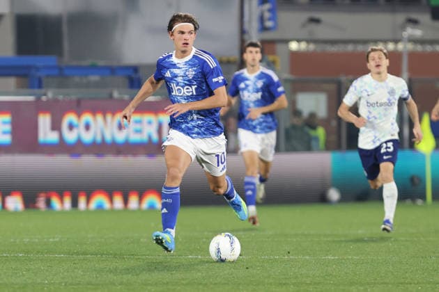 Como™s Nico Paz during the Serie A soccer match between Como and Inter at the Giuseppe Sinigaglia stadium in Como, north Italy - April 12, 2026 - Soccer.  Copyright: xAntonioxSaiai LaPressex