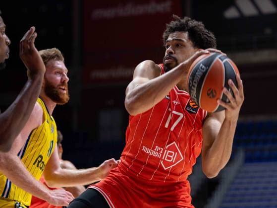 MACCABI TEL AVIV vs HAPOEL TEL AVIV COLLIN MALCOLM, basketball player of Hapoel Tel Aviv, during the Euroleague match against Maccabi Tel Aviv, at Aleksandar Nikolic Arena. Belgrade, 12.04.2026. photo: MN PRESS BASKETBALL, EUROLEAGUE, MACCABI TEL AVIV, HAPOEL TEL AVIV Belgrade Aleksandar Nikolic arena Serbia Copyright: xMNxPressx