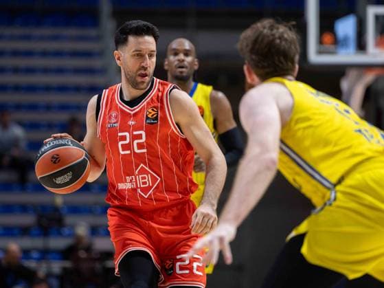 MACCABI TEL AVIV vs HAPOEL TEL AVIV VASILIJE MICIC, basketball player of Hapoel Tel Aviv, during the Euroleague match against Maccabi Tel Aviv, at Aleksandar Nikolic Arena. Belgrade, 12.04.2026. photo: MN PRESS BASKETBALL, EUROLEAGUE, MACCABI TEL AVIV, HAPOEL TEL AVIV Belgrade Aleksandar Nikolic arena Serbia Copyright: xMNxPressx