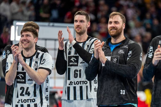 12 04 2026, xdobgx, Handball Daikin HBL, Handball Sport Verein Hamburg THW Kiel v l Lukas Zerbe Kiel, 24 , Hendrik Pekeler Kiel, 61 , Andreas Wolff Kiel, 33 Celebrating the victory, cheering after the end of the game Hamburg