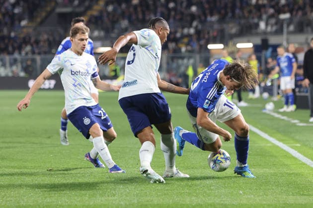 Como™s Nico Paz during the Serie A soccer match between Como and Inter at the Giuseppe Sinigaglia stadium in Como, north Italy - April 12, 2026 - Soccer.  Copyright: xAntonioxSaiai LaPressex