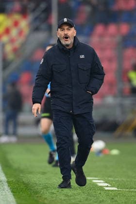 CALCIO - Serie A - Bologna FC vs US Lecce Vincenzo Italiano (Bologna Fc) during Bologna FC vs US Lecce, Italian soccer Serie A match in Bologna, Italy, April 12 2026 Bologna Italy  Copyright: xIPAxSport ABACAx