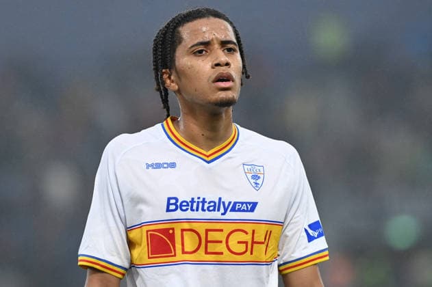 CALCIO - Serie A - Bologna FC vs US Lecce Ngom Oumar (Us Lecce) in action during Bologna FC vs US Lecce, Italian soccer Serie A match in Bologna, Italy, April 12 2026 Bologna Italy  Copyright: xIPAxSport ABACAx