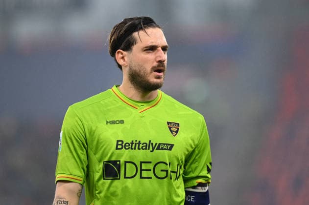 CALCIO - Serie A - Bologna FC vs US Lecce Falcone Wladimiro during Bologna FC vs US Lecce, Italian soccer Serie A match in Bologna, Italy, April 12 2026 Bologna Italy  Copyright: xIPAxSport ABACAx