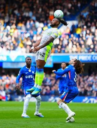 Antoine Semenyo of Manchester City heads above Marc Cucurella of Chelsea Chelsea v Manchester City, Premier League, Football, Stamford Bridge, London, UK - 12 Apr 2026London Stamford Bridge United Kingdom EDITORIAL USE ONLY No use with unauthorised audio, video, data, fixture lists, club league logos or live services. Online in-match use limited to 120 images, no video emulation. No use in betting, games or single club league player publications. Copyright: xJavierxGarcia Shutterstockx 16823620bk